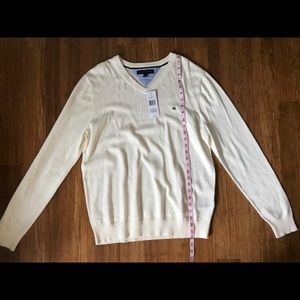 Tommy Hilfiger V neck sweater